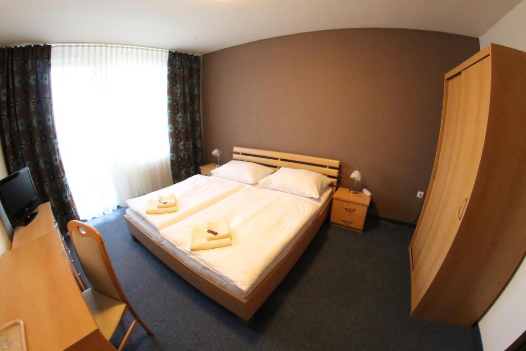 Hotel Spectrum Trnava Phòng bức ảnh