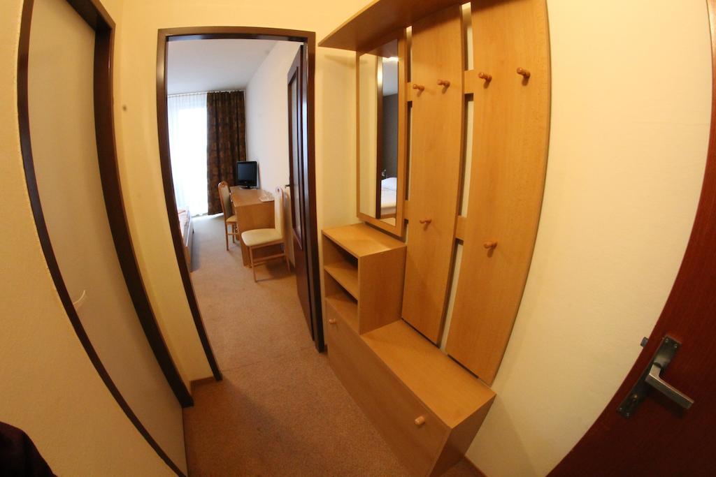 Hotel Spectrum Trnava Ngoại thất bức ảnh